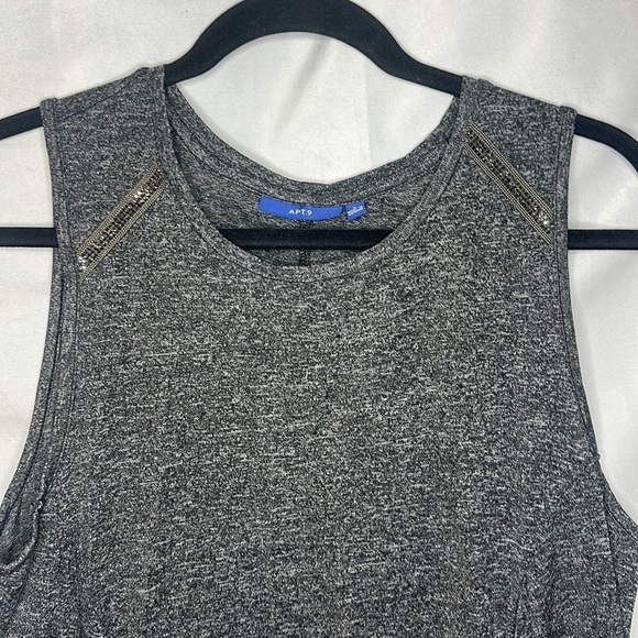 APT. 9 LONG FLOWY TANK (L) - Picture 6 of 8